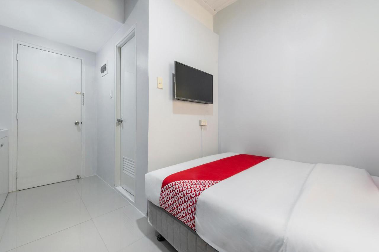 Super Oyo 515 Finnex Hotel Mandaluyong Dış mekan fotoğraf