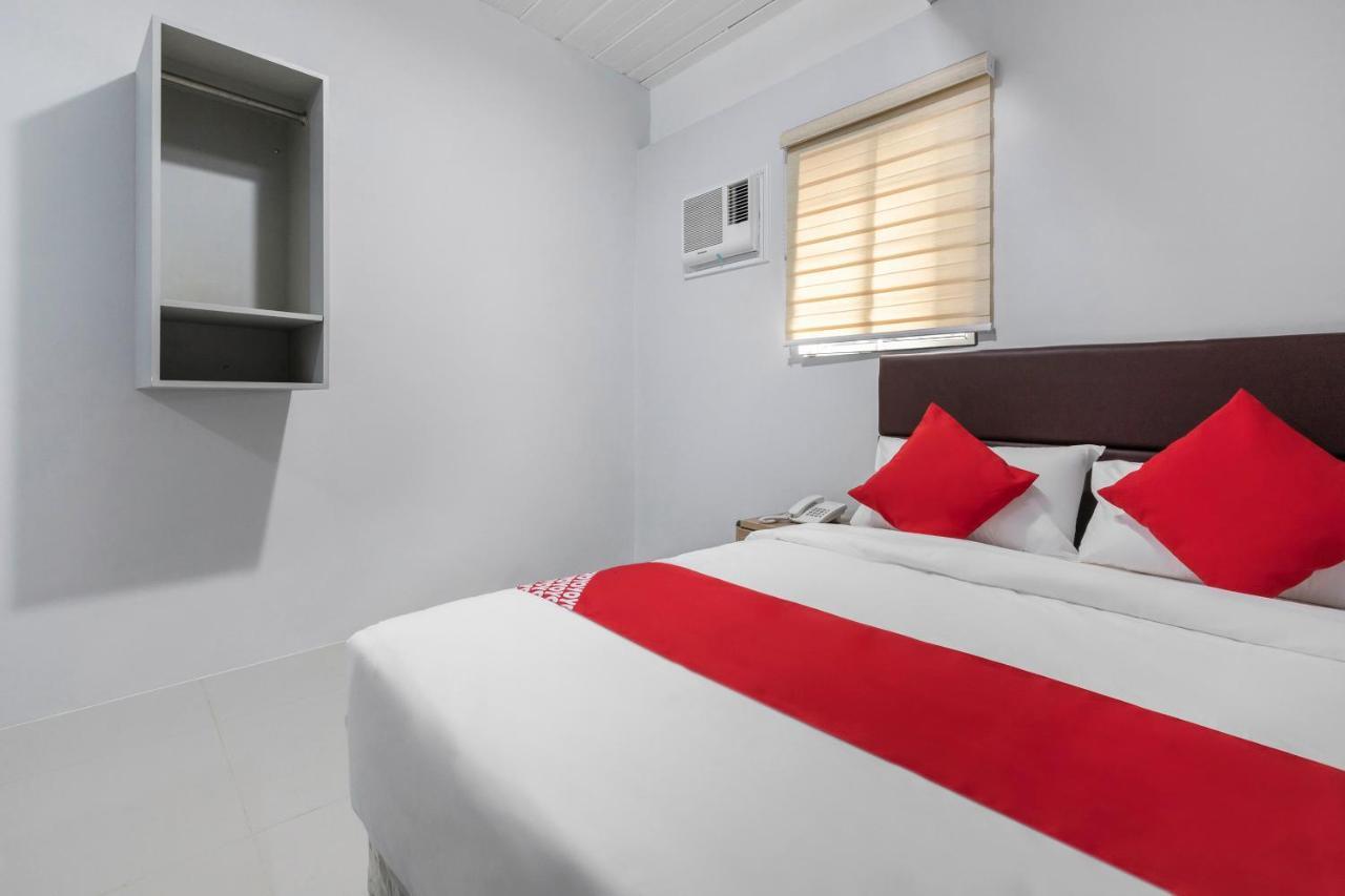Super Oyo 515 Finnex Hotel Mandaluyong Dış mekan fotoğraf