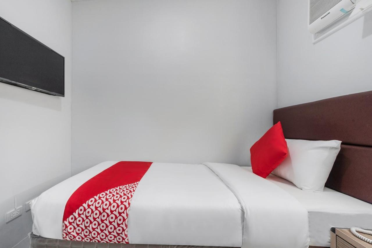 Super Oyo 515 Finnex Hotel Mandaluyong Dış mekan fotoğraf