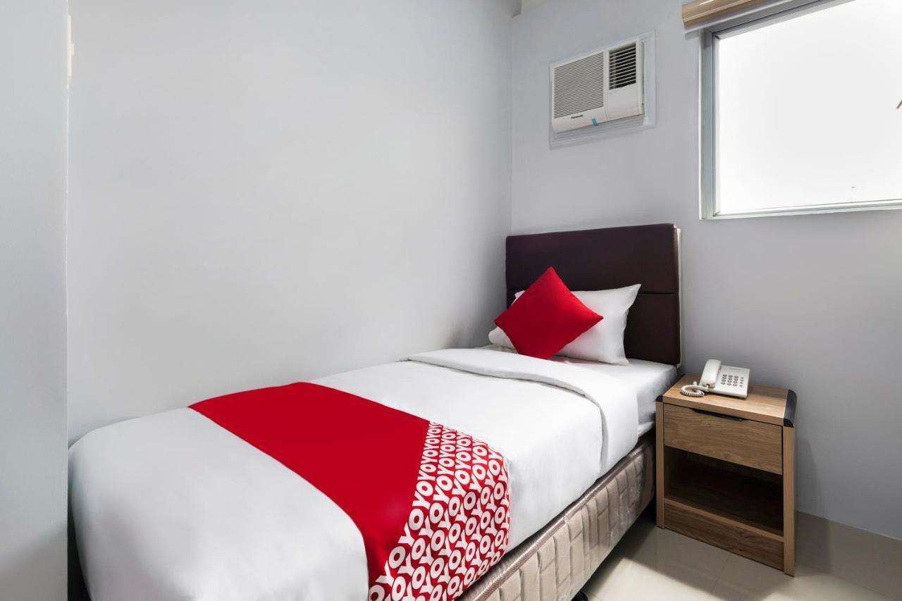 Super Oyo 515 Finnex Hotel Mandaluyong Dış mekan fotoğraf